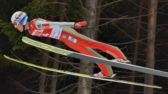 Daniel-Andr Tande triumfował w trzecim konkursie Turnieju Czterech Skoczni w Innsbrucku. Oddał skok na odległość 128,5 m i został tym samym nowym liderem cyklu.