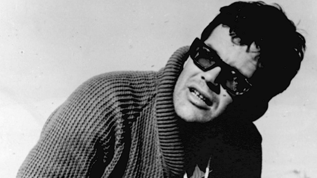 Jeden z najwybitniejszych i najpopularniejszych aktorów teatralnych i filmowych powojennej Polski zginął tragicznie 8 stycznia 1967 r. na dworcu we Wrocławiu. Próbował wskoczyć na stopnie pociągu odjeżdżającego do Warszawy.
