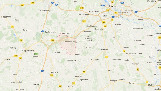 Trudne warunki zimowe i gołoledź były prawdopodobnie przyczyną wypadku polskiego busa na autostradzie A1 w Niemczech. Do zdarzenia doszło w niedzielę wczesnym popołudniem w miejscowości Wildeshausen w Dolnej Saksonii. 11 osób zostało rannych.