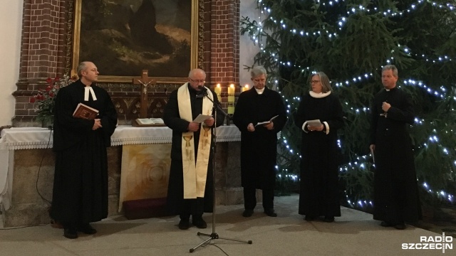 Kilkunastu księży z krajów bałtyckich kościołów luterańskiego, rzymskokatolickiego i prawosławnego nabożeństwem ekumenicznym w rozpoczęli trzydniowe robocze spotkanie. Nabożeństwo odbyło się kościele Ewangelickim pod wezwaniem Św. Trójcy w Szczecinie.