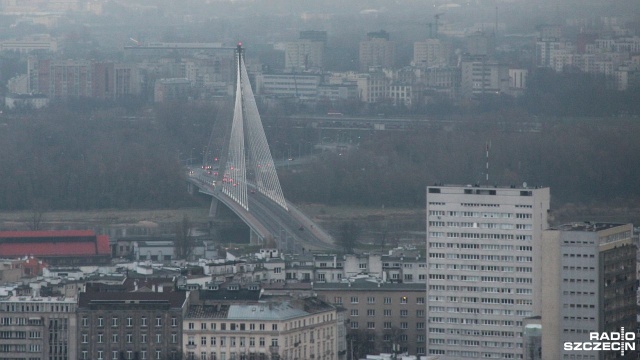 Specjalny program Czyste Powietrze ma pomóc w walce ze smogiem. Wicepremier Mateusz Morawiecki poinformował, że Komitet Ekonomiczny wypracował szereg propozycji dotyczących poprawy jakości powietrza, którymi zajmie się Rada Ministrów.