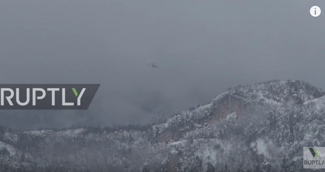 Dwie doby pod gruzami zasypanego hotelu. 10 osób uratowanych [WIDEO]