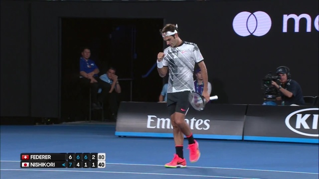 Porażka Andyego Murraya w IV rundzie wielkoszlemowego, tenisowego Australian Open to najważniejsze wydarzenie, a zarazem sensacja 7. dnia turnieju w Melbourne. Roger Federer pokonał rozstawionego z numerem 5 Japończyka Nishikori i po raz 13. zagra w ćwierćfinale w Melbourne.