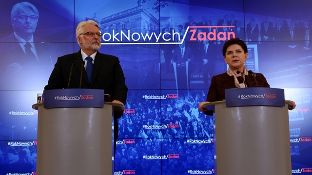 Aktywny rok w zakresie polityki zagranicznej za nami, równie intensywny będzie 2017 - we wtorek w ramach przeglądu resortów premier Beata Szydło rozmawiała z szefem dyplomacji Witoldem Waszczykowskim.
