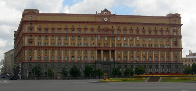 Tygodnik Der Spiegel pisze, że rosyjskie służby specjalne wysyłają do Niemiec swoich agentów zakamuflowanych jako uchodźcy z Czeczeni.