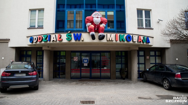 Zebrali pieniądze na budowę kliniki, po 12 latach zbierają na jej remont. Stowarzyszenie Rodziców Dzieci Chorych na Białaczkę i Inne Choroby Nowotworowe prosi o pomoc. Chce odnowić Oddział św. Mikołaja szpitala przy Unii Lubelskiej w Szczecinie, czyli Klinikę Pediatrii, Hematologii i Onkologii Dziecięcej.