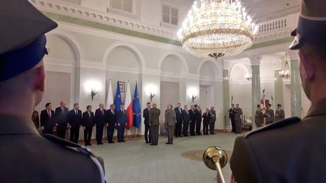 Prezydent Andrzej Duda wręczył akt mianowania nowemu dowódcy generalnemu.