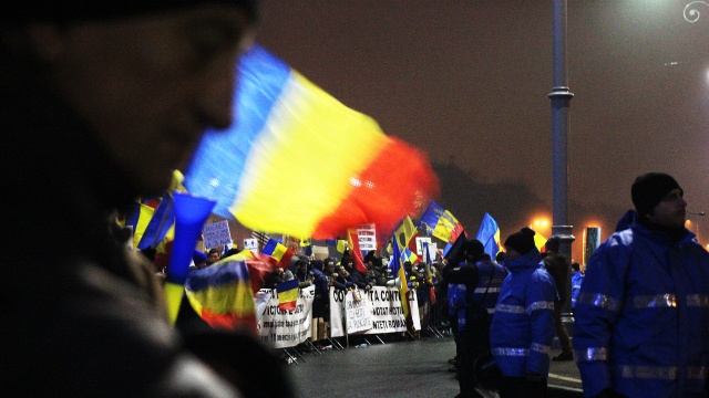 Obywatele Rumunii będą protestować, do momentu, w którym nie będą pewni, że rząd oczyścił się z korupcji - tak mówi w rozmowie z Radiem Szczecin Ana Ciutu - uczestniczka społecznego protestu.