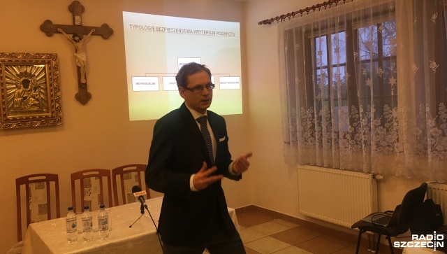Polska znalazła się w najlepszym do realizacji interesu narodowego momencie współczesnej historii - uważa szczeciński politolog Krzysztof Kowalczyk.