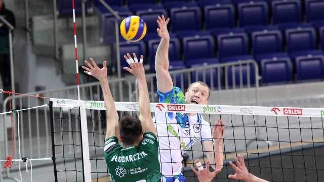 Szczecinianie prowadzili już 2:1 w setach z Indykpolem AZS Olsztyn, ale ostatecznie przegrali z wyżej notowanym rywalem 2:3.