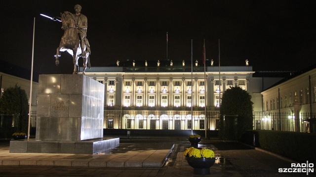 Prezydent i premier przez ponad dwie godziny rozmawiali o stanowisku Polski na szczyt Unii Europejskiej w Rzymie. Do spotkania Andrzeja Dudy i Beaty Szydło doszło we wtorek wieczorem.