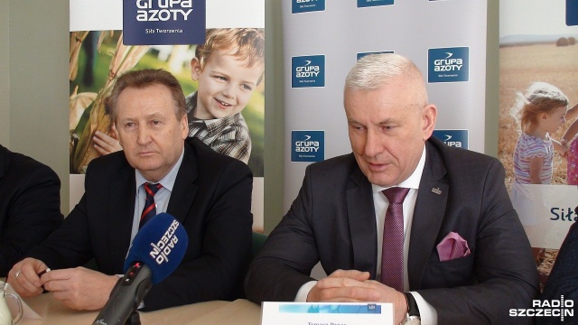 Boiska piłkarskie w regionie będą przygotowywali eksperci Grupy Azoty Police. We wtorek Zakłady Chemiczne podpisały umowę o współpracy z Zachodniopomorskim Związkiem Piłki Nożnej.