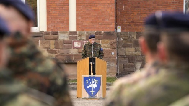 Opozycja krytykuje zapowiedź MON w sprawie ograniczenia naszej obecności w Eurokorpusie. Wczoraj kierownictwo resortu poinformowało, że w ciągu 3-4 lat zredukujemy swoją obecność w tej strukturze. Nie będziemy państwem ramowym,a za dwa lata nie obejmiemy rotacyjnego dowództwa.