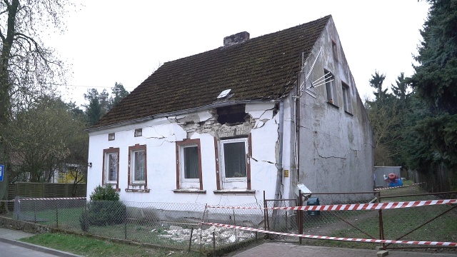 Butla z gazem wybuchła przed 17 w domku jednorodzinnym w Motańcu. Dom częściowo się zawalił.