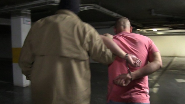 Gang dilerów narkotykowych rozbiło Centralne Biuro Śledcze Policji. Funkcjonariusze zatrzymali dziewięć osób i przechwycili ponad 16 kilogramów kokainy, heroiny oraz amfetaminy o wartości 1,2 miliona złotych.