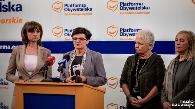 Zachodniopomorska Platforma Obywatelska chce referendum w sprawie reformy oświaty. Działacze partii w regionie zebrali 13 tysięcy podpisów pod wnioskiem o głosowanie w sprawie likwidacji gimnazjów.