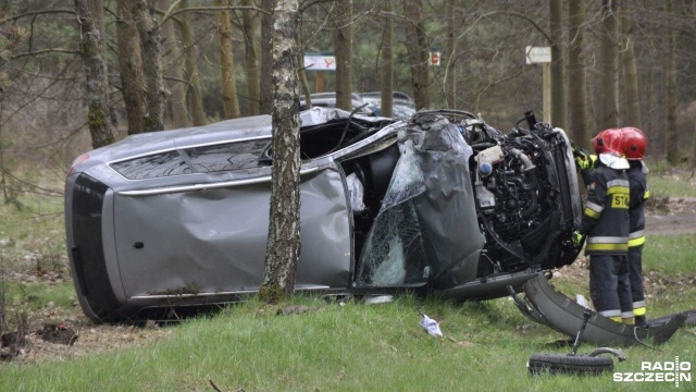 Pięcioro dzieci rannych w zderzeniu busa z samochodem osobowym w Mostowie w powiecie koszalińskim. Ranny jest też jeden dorosły.