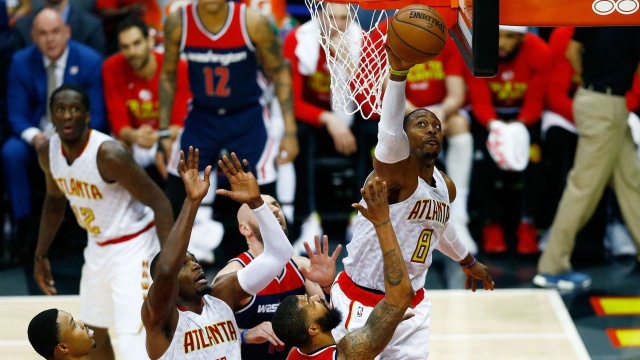 W lidze NBA nie wiedzie się ostatnio drużynie Marcina Gortata Washington Wizards. Czarodzieje kolejny raz przegrali na wyjeździe z Atlantą Hawks 101:111 w pierwszej rundzie play-off.
