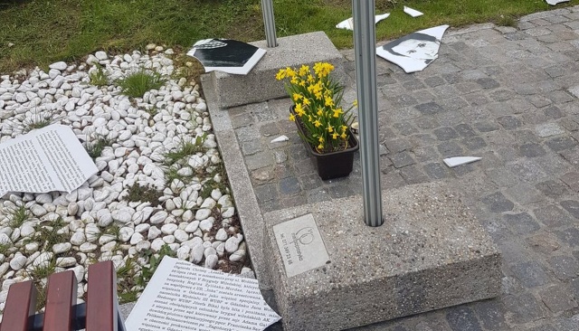 Podejrzany o zniszczenie pomnika sanitariuszki AK Danuty Siedzikówny, pseudonim Inka, na gdańskiej Oruni został zatrzymany. To 21-latek z Gdańska, który przyznał się do winy.