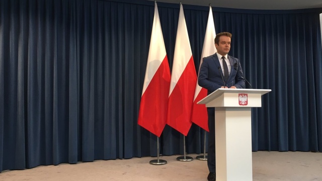 Spotkanie premier Beaty Szydło z ministrami ma się rozpocząć w środę o godz. 16 w Kancelarii Prezesa Rady Ministrów. Rzecznik rządu Rafał Bochenek poinformował, że będzie miało ono charakter organizacyjny i koordynacyjny.
