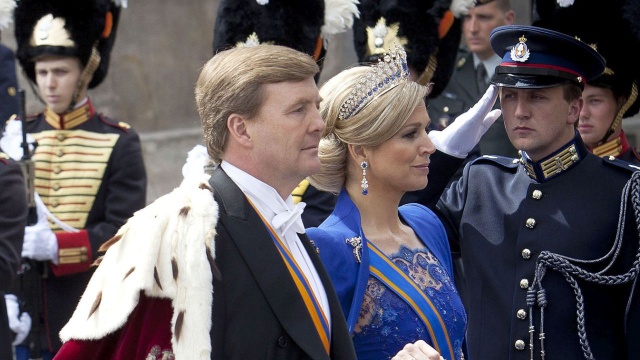 Król Holandii zaprasza poddanych na urodzinową kolację. Wilhelm Aleksander w czwartek skończył 50 lat. Z tej okazji, monarcha postanowił zaprosić 150 losowo wybranych Holendrów do swojego pałacu w Amsterdamie.