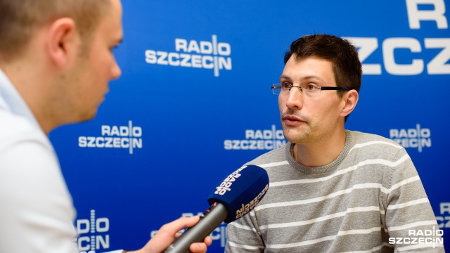 Dostał od wyborców kredyt zaufania, teraz czeka go dużo pracy - tak o Emmanuelu Macronie mówi mieszkający w Szczecinie Francuz dr Pierre Frdric Weber.