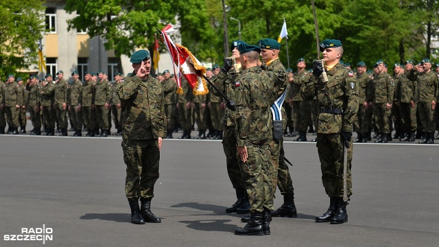 Major Maciej Paul oficjalnie przejął dowodzenie nad 14. Batalionem Ułanów Jazłowieckich 12. Brygady Zmechanizowanej w Stargardzie. Uroczystość odbyła się w tamtejszych białych koszarach.