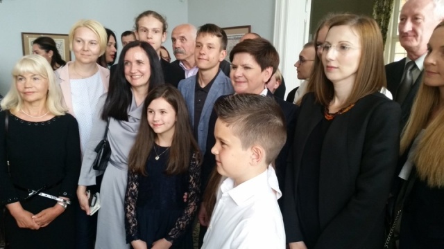 Wracajcie do kraju - premier Beata Szydło zachęciła Polaków mieszkających w Danii do powrotu.