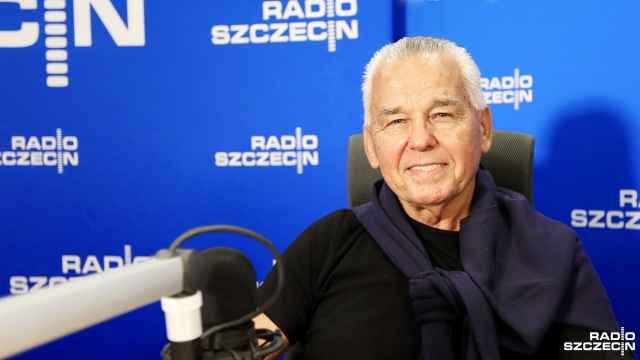 Szczyci się reprezentacją Polski w Kanadzie, a trenera Skorżę namawia do ofensywnego stylu gry. Najlepszy strzelec w historii Portowców Marian Kielec odwiedził Szczecin.