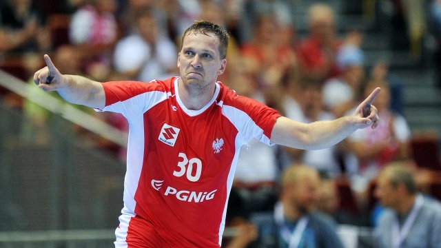 Reprezentacja Polski piłkarzy ręcznych pokonała Rumunię 32:31 (19:13) w ostatnim meczu eliminacji mistrzostw Europy.
