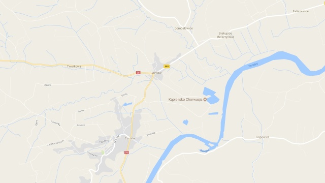 W czasie kąpieli w Dunajcu zaginął 14-latek. Na rzece w okolicach miejscowości Jurków koło Brzeszcz w Małopolsce trwa akcja ratunkowa.