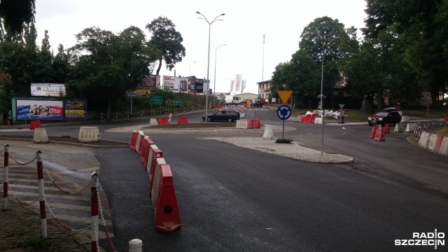 Prace wycenione na 360 tysięcy złotych prowadzone są w obrębie skrzyżowania ulic Różanej, Spokojnej, Bema i Bogusława IV.