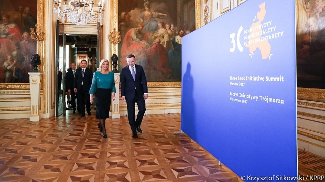 Cztery firmy z Polski i Chorwacji podpiszą w piątek w Warszawie umowy o współpracy. Ma to być pierwszy efekt tzw. Inicjatywy Trójmorza.