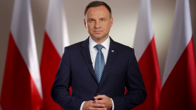 Prezydent Andrzej Duda w specjalnym orędziu powiedział, że wielu Polaków ma ogromne poczucie niesprawiedliwości w związku z funkcjonowaniem sądownictwa.
