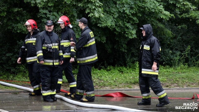 Już ponad 60 interwencji zanotowali od środowego poranka zachodniopomorscy strażacy w związku z ulewami. Zgłoszenia dotyczą głównie zalanych ulic i piwnic.