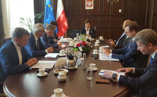 Pomoc finansowa dla województw poszkodowanych wskutek ostatnich nawałnic została uruchomiona poinformował minister spraw wewnętrznych Mariusz Błaszczak.