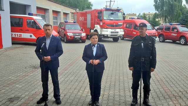 Do końca sierpnia zostaną oszacowane straty po nawałnicy - powiedziała premier Beata Szydło w Chojnicach, po spotkaniu dotyczącym sytuacji na Pomorzu.