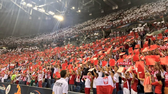 Polska reprezentacja siatkówki mężczyzn przegrała mecz o być albo nie być w mistrzostwach Europy i odpadła z turnieju.