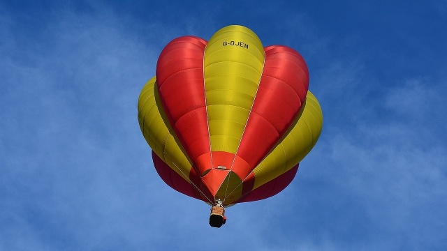 W weekend nad świnoujską plażą miały odbyć się pokazy balonowe. Impreza została jednak przełożona.