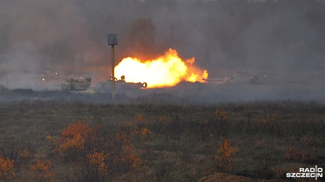 Na dziewięciu poligonach Białorusi i Rosji rozpoczęły się manewry Zapad-2017. Dowodzą nimi szefowie sztabów generalnych armii obu krajów. Według oficjalnych danych, w ćwiczeniach bierze udział prawie 13 tysięcy żołnierzy, w tym 5,5 tysiąca rosyjskich.