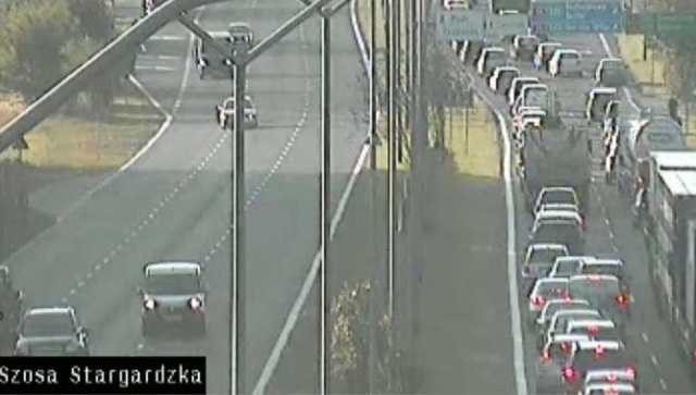 Potężny zator na krajowej 10 w kierunku centrum Szczecina od strony Stargardu czy Płoni.