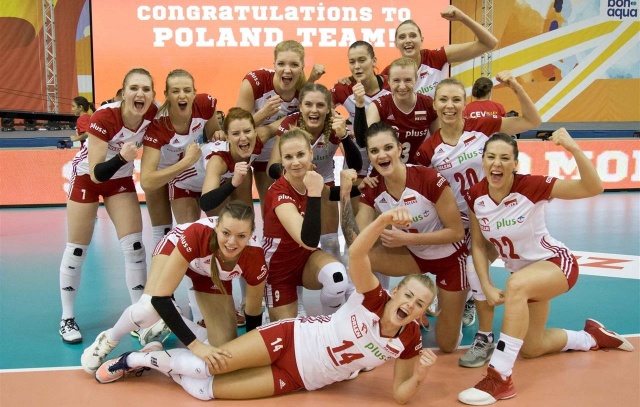 Polskie siatkarki wygrały w Baku z Węgierkami 3:1 (25:22, 19:25, 25:17, 25:18) w drugim meczu grupy A mistrzostw Europy.