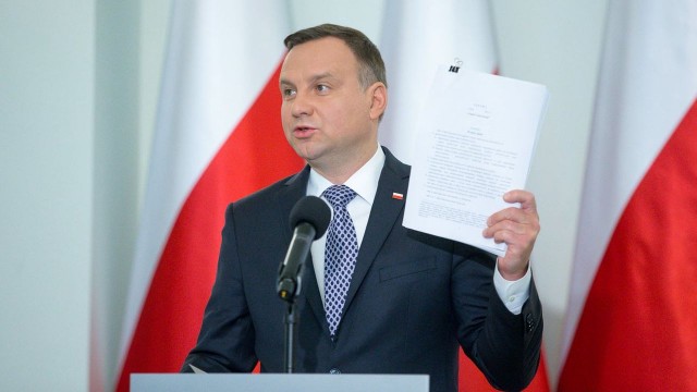 W sprawie projektów ustaw o Sądzie Najwyższym i Krajowej Radzie Sądownictwa dotrzymałem obietnic złożonych dwa miesiące temu - zapewnił prezydent.