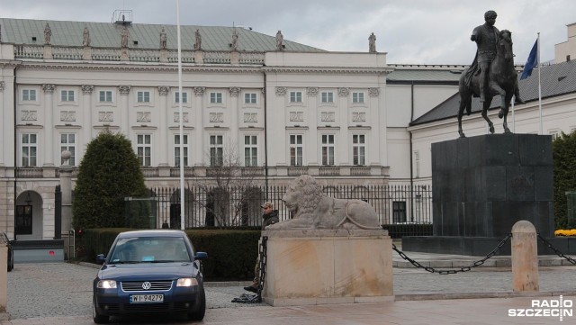 Nie ma większości do zmiany w Konstytucji, zaproponowanej w poniedziałek przez prezydenta Andrzeja Dudę. Chodzi o zapisy dotyczące Krajowej Radzie Sądownictwa.