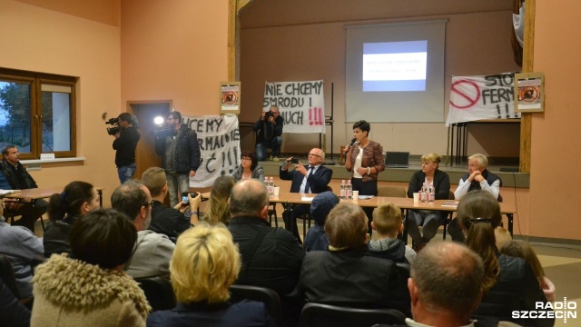 Mieszkańcy podkołobrzeskiego Czernina sprzeciwiają się utworzeniu w ich miejscowości fermy bydła. W planach prywatnego inwestora jest hodowla nawet tysiąca byków.