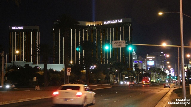 Już ponad 20 ofiar śmiertelnych zanotowano wskutek nocnej strzelaniny w Las Vegas. Ponad 100 osób jest rannych. Informacje taką przekazał szef policji w Las Vegas James Lombardo.