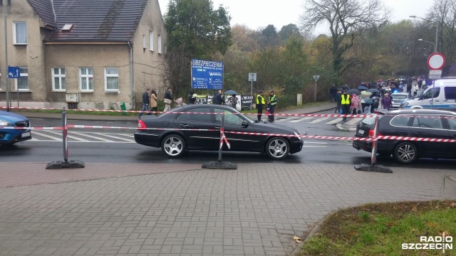 Od strony Płoni i Stargardu krajową 10 wjeżdżamy spokojnie do Mostu Długiego. Na ulicy Floriana Krygiera od Podjuch do Ronda Hakena też nie ma utrudnień.