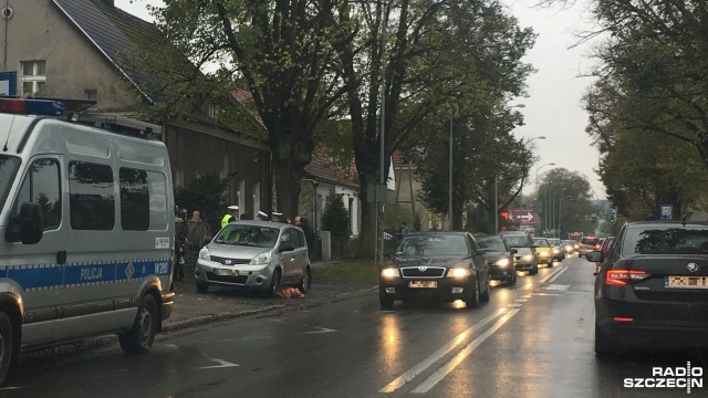 Poważne utrudnienia w ruchu na ulicy Granitowej w Szczecinie. Około godziny 14.30 doszło tam do potrącenia dwóch osób. Jak jednak informuje policja ruch na trasach regionu jest bardzo spokojny.