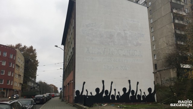 Co stało się z muralem Solidarności