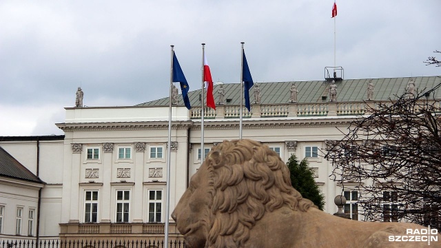Z inicjatywy prezydenta Andrzeja Dudy o 9.30 odbędzie się spotkanie, w którym będą uczestniczyć premier Beata Szydło i prezes Prawa i Sprawiedliwości Jarosław Kaczyński. Poinformowała o tym Kancelaria Prezydenta.